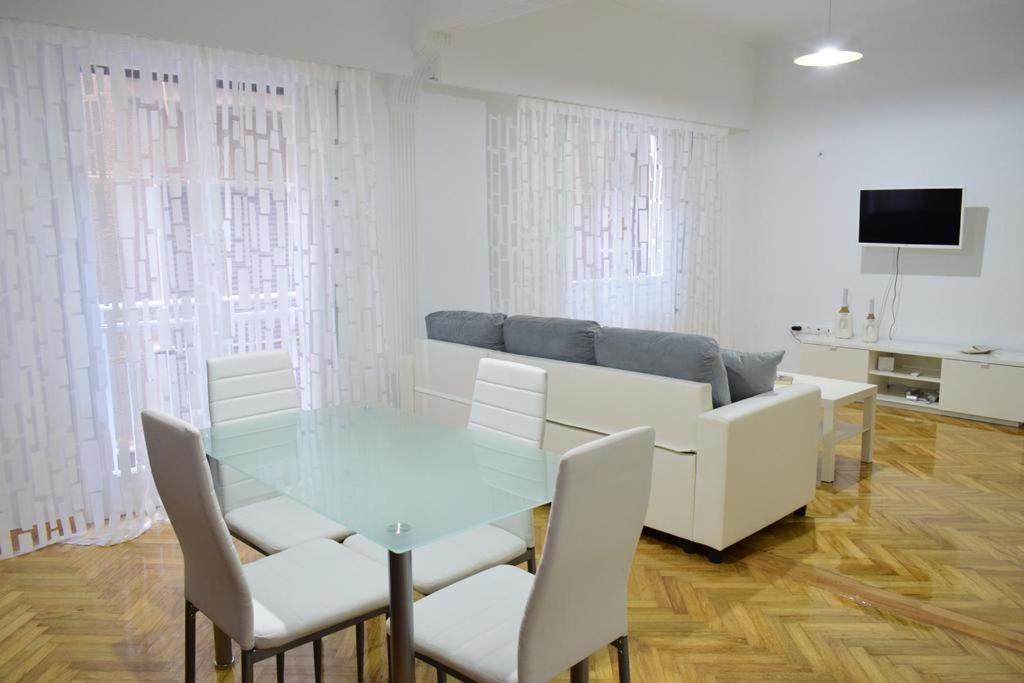 Ferienwohnung Beautiful Renovated Flat In Athen Exterior foto